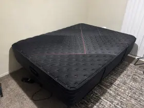 13790-1106 BEAUTYREST Queen Firm Innerspring Mattress Blended