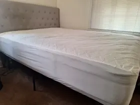 028M-5 ILLINOIS SLEEP PRODUCTS Zinus Queen Platform Bed Frame