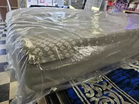 52919961 SEALY Posturepedic Calabasas Hybrid King Mattress #3
