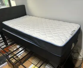 4200000149436500 SLEEPYS Innerspring Firm Mattress Foundation