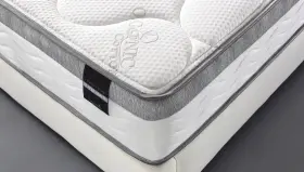 812505030211 SMITH OLIVER Queen Mattress Memory Foam Hybrid