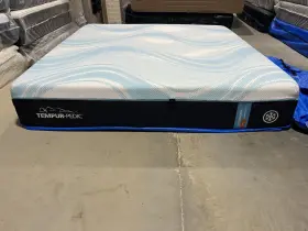 10244261 TEMPUR-PEDIC Luxebreeze Firm King Luxe Breeze